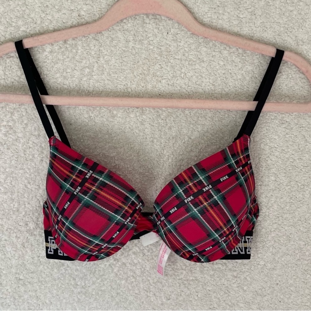 Victoria’s Secret Pink push-up bra